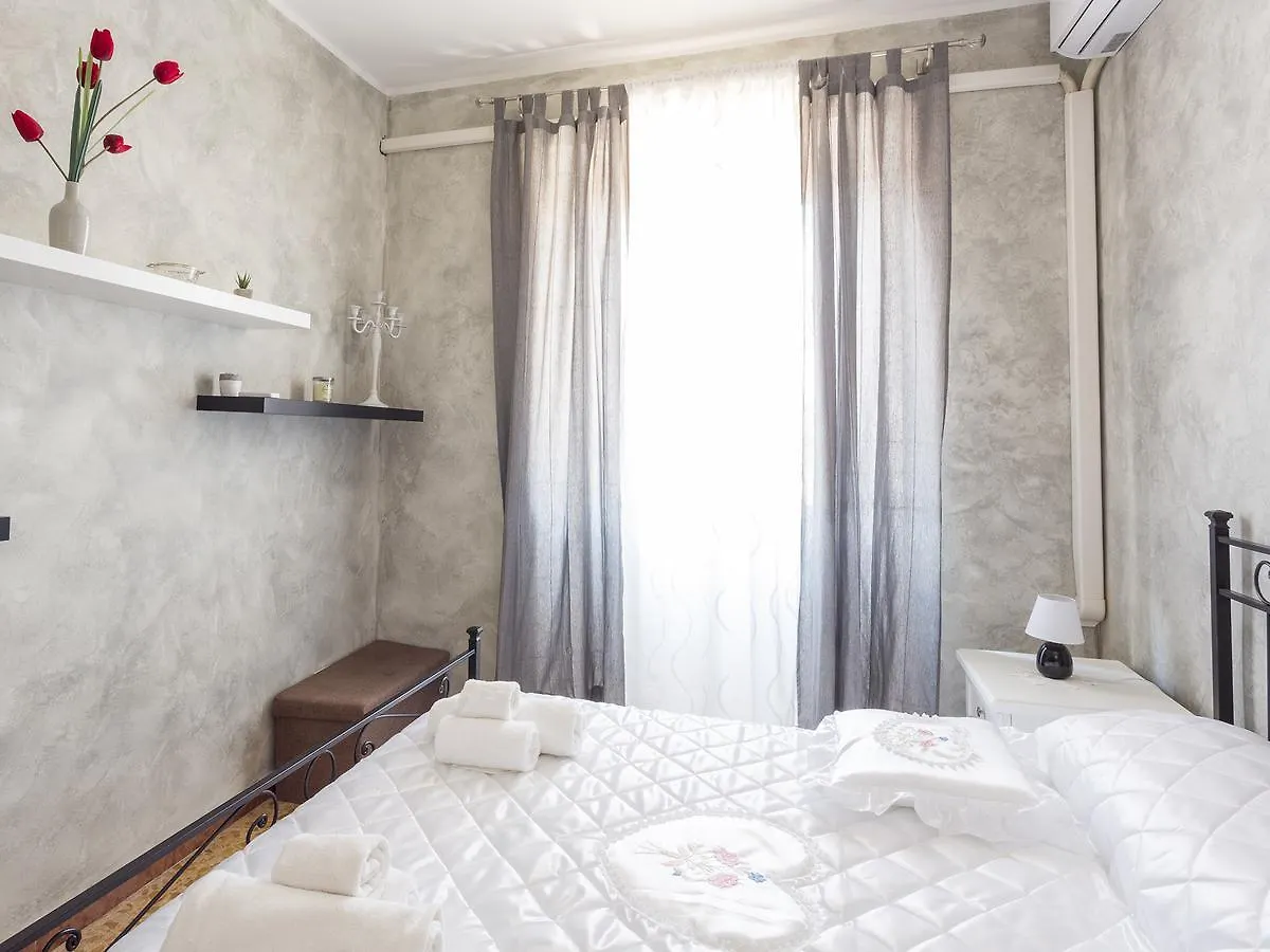 Napoleone Holiday Apartment Rome
