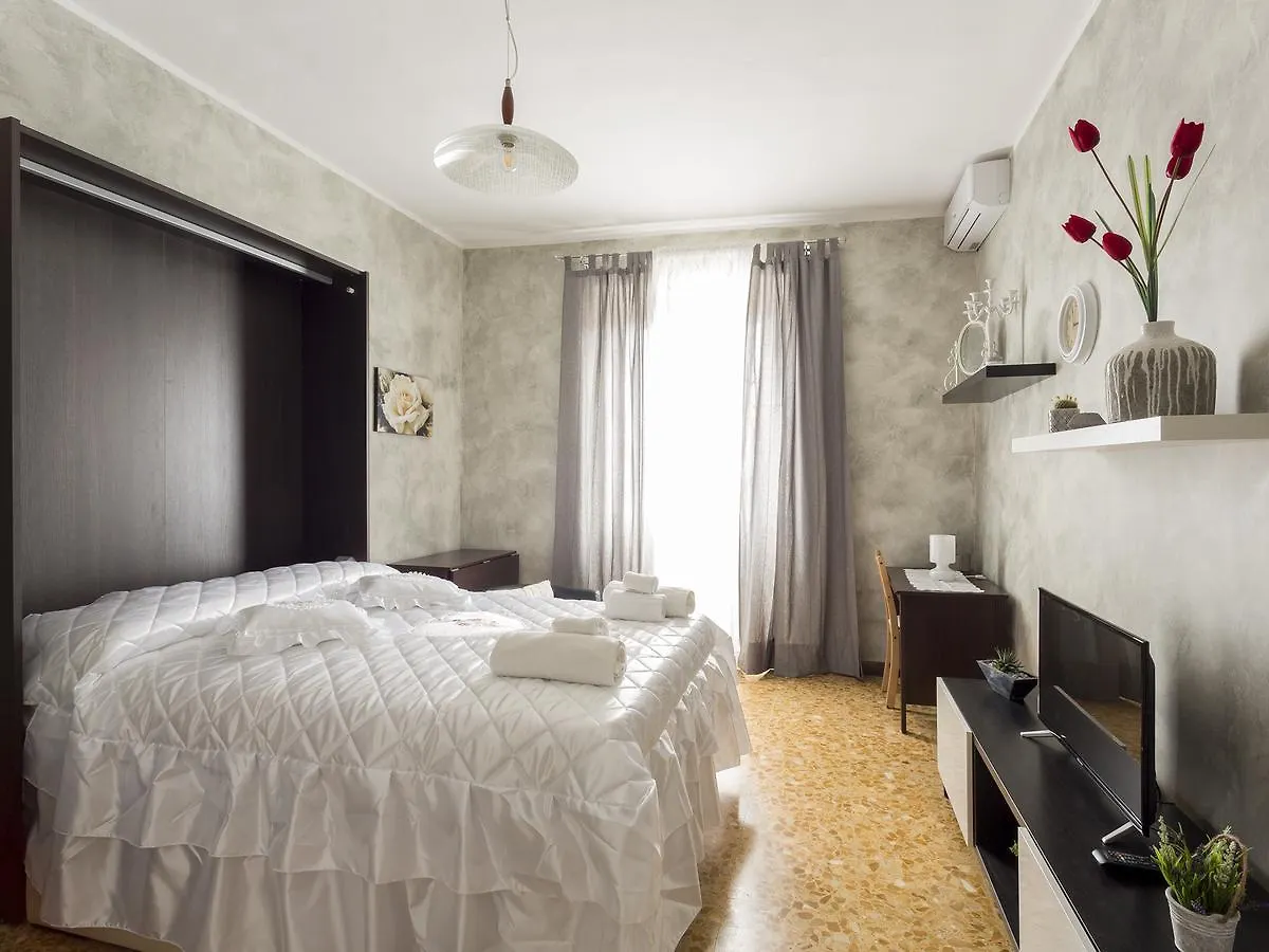 Napoleone Holiday Apartment Rome 0*,  Italy