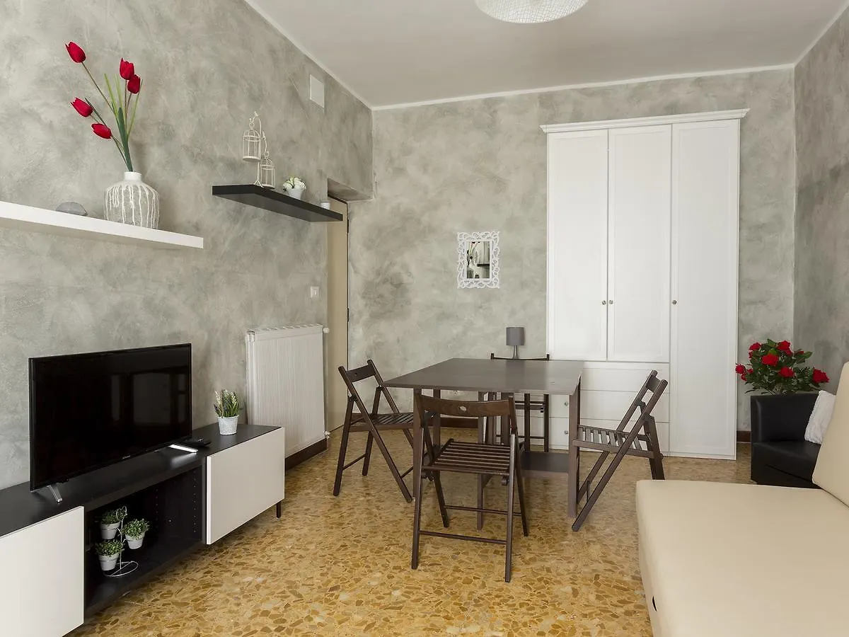 Napoleone Holiday Apartment Rome