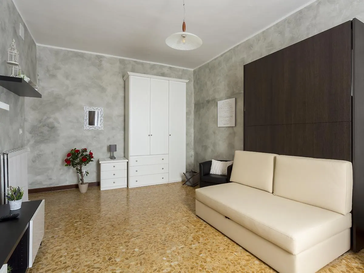 Napoleone Holiday Apartment Rome Italy